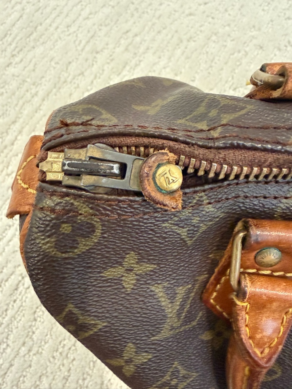 Louis Vuitton Speedy 25 Vintage *damage* - Picture 9 of 16
